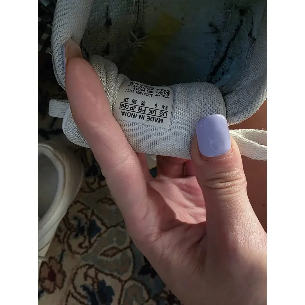 Original Adidas,‎ white on white superstar trainers sz 6